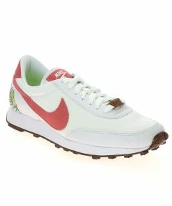 NIKE DBREAK