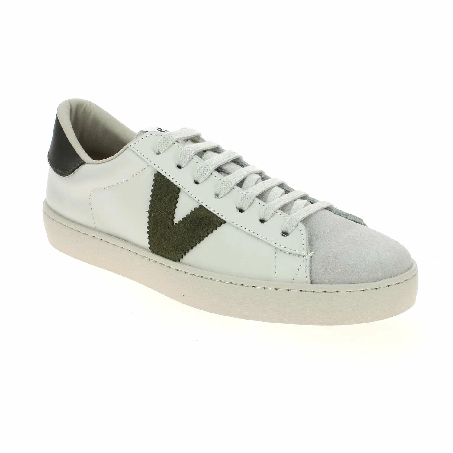 VICTORIA VITALIO 3 VICTORIA VITALIO